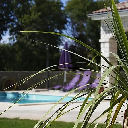 Mit Privatpool Fuer 6 Personen Ca 1991 Qm In Krmed, Istrien Westkueste Von Istrien Holiday home Krmed
